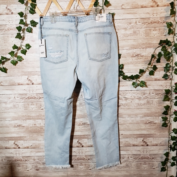 OAT New York High Rise Miami Light Wash Denim Jeans Boyfriend Raw Hem New NWT - Picture 10 of 10